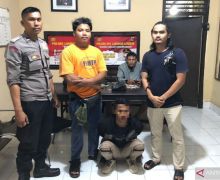 Momen Brimob Gadungan Tak Berkutik saat Ditangkap Polisi, Lihat - JPNN.com