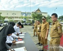 2.825 PPPK Kota Padang Terima SK, Hendri Septa: Tetap Disiplin & Meningkatkan Kinerja - JPNN.com