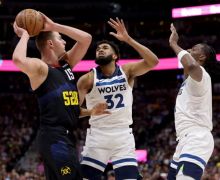 NBA Playoffs: Juara Bertahan Tertinggal 0-2 dari Wolves - JPNN.com