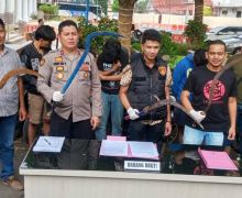 Mau Tawuran, 5 Pemuda Kelompok Berandalan Bermotor Ditangkap Polisi - JPNN.com