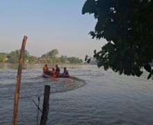 Penjual Telur Tenggelam di Sungai Ogan, Basarnas Bergerak - JPNN.com