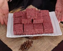 Kumbu Kacang Merah, Kue Legendaris Khas Palembang yang Hampir Punah - JPNN.com