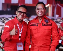 Andika Perkasa Resmi Jadi Kader PDIP, Pakai Kemeja Merah dan Disinggung Megawati di Rakernas - JPNN.com