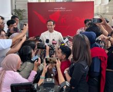 Nadiem Makarim Batalkan Kenaikan UKT, Instruksi Jokowi?  - JPNN.com