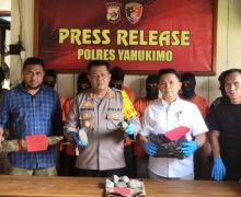 Polres Yahukimo Limpahkan 2 Pentolan KKB Pembantai 13 Pendulang Emas ke Kejari Jayawijaya - JPNN.com