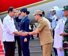 Pj Gubernur Sumsel Agus Fatoni Sambut Langsung Presiden Jokowi Setibanya di Lubuklinggau - JPNN.com