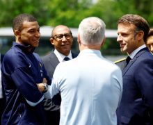 Presiden Prancis Bertanya Kapan Pindah ke Real Madrid, Mbappe Jawab Malam Ini - JPNN.com
