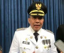 Jadi Tersangka Korupsi Pasar Cigasong Majalengka, Pj Bandung Barat Arsan Latif Tetap Masuk Kerja - JPNN.com
