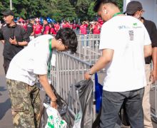 Ajak Para Pecinta Bola Bersih-bersih Seusai Pertandingan Indonesia VS Irak, Pegadaian Kumpulkan 728 kg Sampah - JPNN.com