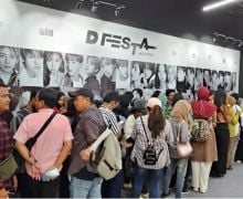 Ribuan K-POPers Meriahkan Hari Pertama Festival Pameran D’FESTA JAKARTA 2024 - JPNN.com