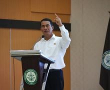 Mentan Amran Sulaiman Lepas Ribuan Mahasiswa Polbangtan untuk Kawal Program Pertanian - JPNN.com