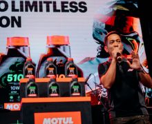 Mengadopsi Teknologi Ester, Oli Motul Terbaru Andal Untuk Motor Balap Hingga Harian - JPNN.com