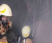 Kebakaran Melanda Ruko di Jakarta Barat, Kerugian Puluhan Juta Rupiah - JPNN.com