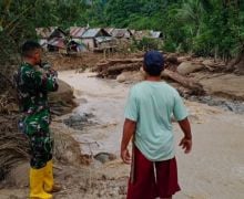 Banjir dan Longsor Menerjang 9 Rumah di Sigi Sulteng, 17 KK Terdampak - JPNN.com