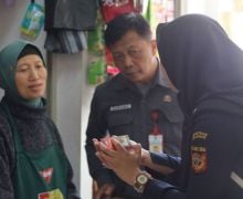 Tekan Peredaran Rokok Ilegal, Bea Cukai Edukasi Masyarakat Jawa Timur - JPNN.com