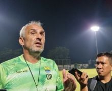 Goran Paulic Pamit, Persib Bandung Perkenalkan Asisten Pelatih Baru  - JPNN.com