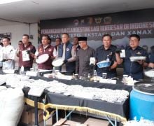 Bea Cukai & Polri Bongkar Clandestine Lab Terbesar Milik Jaringan Tiongkok di Malang - JPNN.com