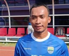 Sempat Dilirik Klub Lain, Robi Darwis Kembali ke Persib Bandung - JPNN.com