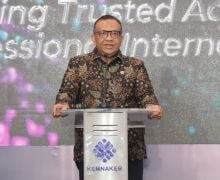 Pesan Penting Wamenaker Afriansyah Noor Saat Menutup Raker Itjen Kemnaker di Bogor - JPNN.com