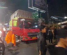 Sopir Truk Ditemukan Tewas Ketika Kendaraan Berhenti di Persimpangan - JPNN.com