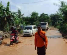 Banjir di Desa Puloampel Serang Merendam Rumah, Puskesmas, hingga Akses Jalan - JPNN.com