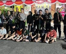 Polisi Ciduk 7 Pelaku Tawuran Dengan Sajam & Molotov di Jakbar - JPNN.com