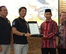 Martabak Pizza Orins Kantongi Sertifikat Halal, Siap Perluas Pasar - JPNN.com
