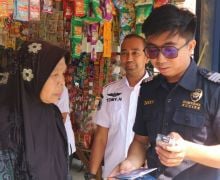 Bea Cukai Malang Edukasi Masyarakat Bahaya Peredaran Rokok Ilegal - JPNN.com