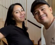 Curhat Joshua Suherman dan Clairine Clay Setelah Dikaruniai Anak Pertama - JPNN.com