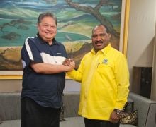 Willem Wandik: Pak Airlangga Bilang Golkar Dukung Saya jadi Cagub Papua Tengah - JPNN.com