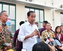 Jokowi Lepas Ekspor Sepatu dari Batang ke Amerika Serikat, Sebegini Jumlahnya - JPNN.com