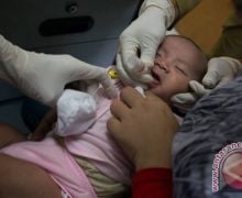 Vaksin Polio Bisa Timbulkan Kecacatan? Ini Kata Dokter - JPNN.com