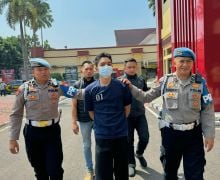 Remaja di Bandung Ambil Pesanan Makanan dari Driver Ojol Sambil Bugil, Alamak - JPNN.com