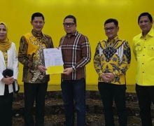 Deden Nasihin-Neneng Efa Didukung Golkar Untuk Maju di Pilkada Cianjur - JPNN.com