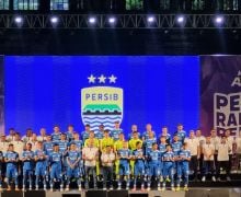 Persib Bandung Perkenalkan Skuad Liga 1 2024/25, Masih Ada Abdul Aziz - JPNN.com