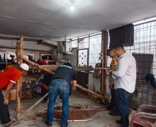 Diduga Keracunan Gas Saat Membersihkan Sumur, Satu Pekerja di Palembang Tewas - JPNN.com
