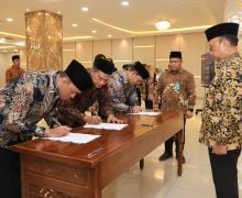 Lantik 21 Pejabat Fungsional Kemnaker, Sekjen Anwar Ingatkan Pentingnya Menata Niat - JPNN.com