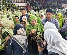 Harlah Muslimat NU, Gus Miftah: Khofifah Sosok Paling Pantas Jadi Gubernur Jawa Timur - JPNN.com