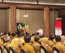 Kumpulkan Gubernur se-Indonesia, Jokowi: Selamat Datang di IKN - JPNN.com