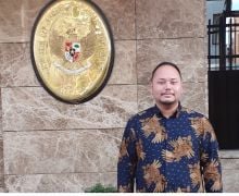 Direktur PUSAKA Tolak Wacana Kepolisian di Bawah Kemendagri, Begini Alasannya - JPNN.com