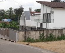 Ratu Dewa Sudah Pensiun, Rumah Pribadinya Masih Dijaga Satpol PP - JPNN.com