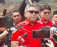 Dengar Putusan MK Nomor 60, Hasto PDIP Tersenyum, Lalu Bilang Begini - JPNN.com