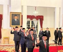 Jokowi Resmi Lantik 3 Menteri, Ada Bahlil dan Rosan Roeslani - JPNN.com