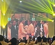 Jokowi Pakai Kemeja Kuning ke Munas Golkar, Cek Siapa saja yang Hadir - JPNN.com