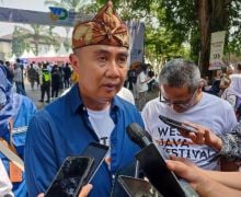 Fasilitas di Gedung DPRD Jabar Rusak Imbas Demo Tolak RUU Pilkada, Ini Kata Pj Gubernur - JPNN.com