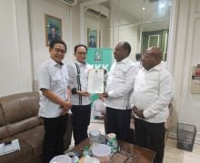 PKB Resmi Usung Willem Wandik-Aloysius Giyai di Pilgub Papua Tengah - JPNN.com