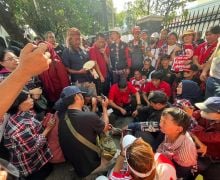 Adian Pastikan Ahokers Siap Menerima Keputusan Megawati soal Pilkada Jakarta - JPNN.com