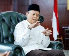 DPR Percepat Konsultasi & Menyetujui PKPU Pilkada Sesuai Putusan MK, HNW Beri Apresiasi - JPNN.com