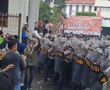 Kronologi Pipi Wakasat Intel Kena Tombak saat Demo Mahasiswa di Semarang - JPNN.com