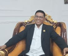 Partai Golkar Alihkan Dukungan ke Airin Rachmi, Andra Soni Buka Suara - JPNN.com